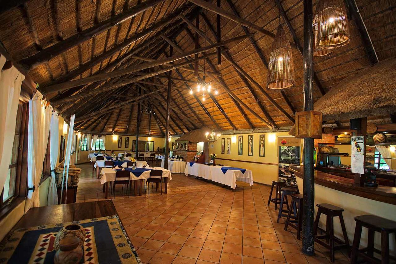 Island Safari Lodge Maun Ngoại thất bức ảnh