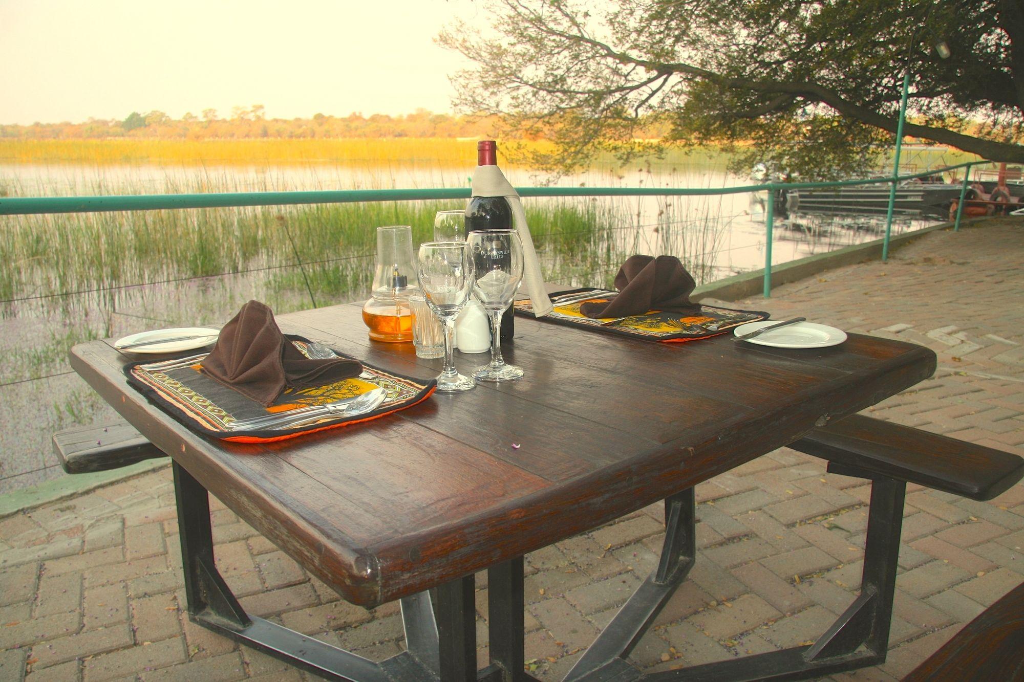 Island Safari Lodge Maun Ngoại thất bức ảnh